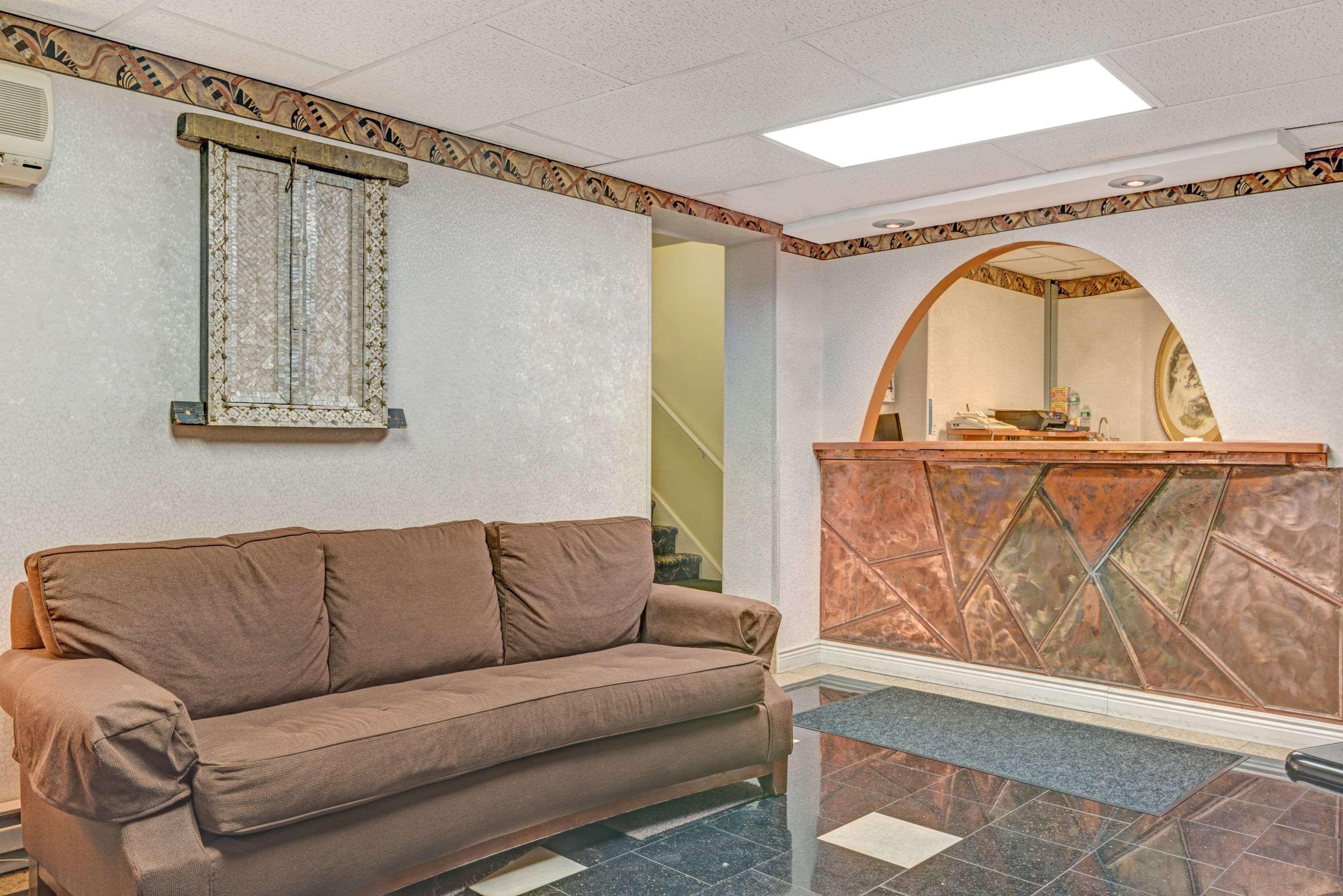 Days Inn By Wyndham Ridgefield Dış mekan fotoğraf